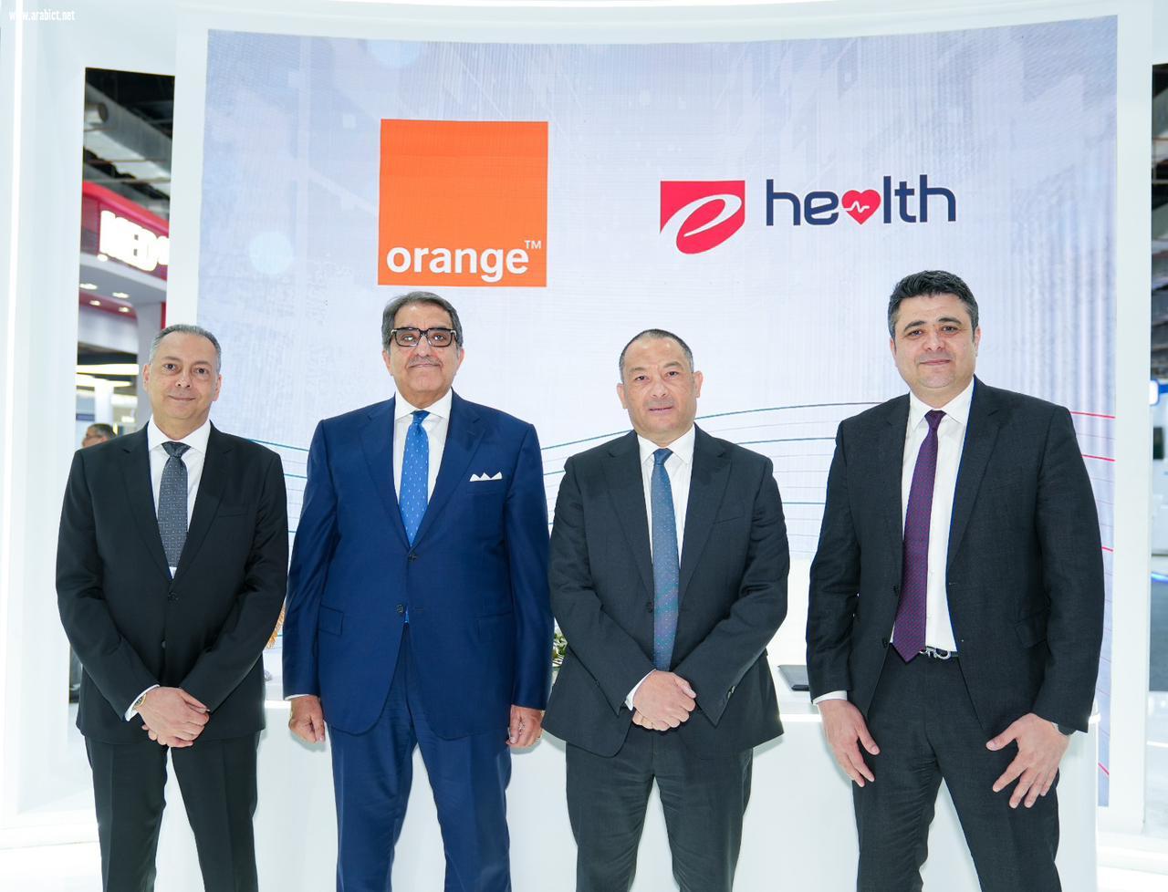 «اورنچ» توقع مذكرة تفاهم استراتيجية مع «eHealth» لتعزيز التحول الرقمي في قطاع الصحة 